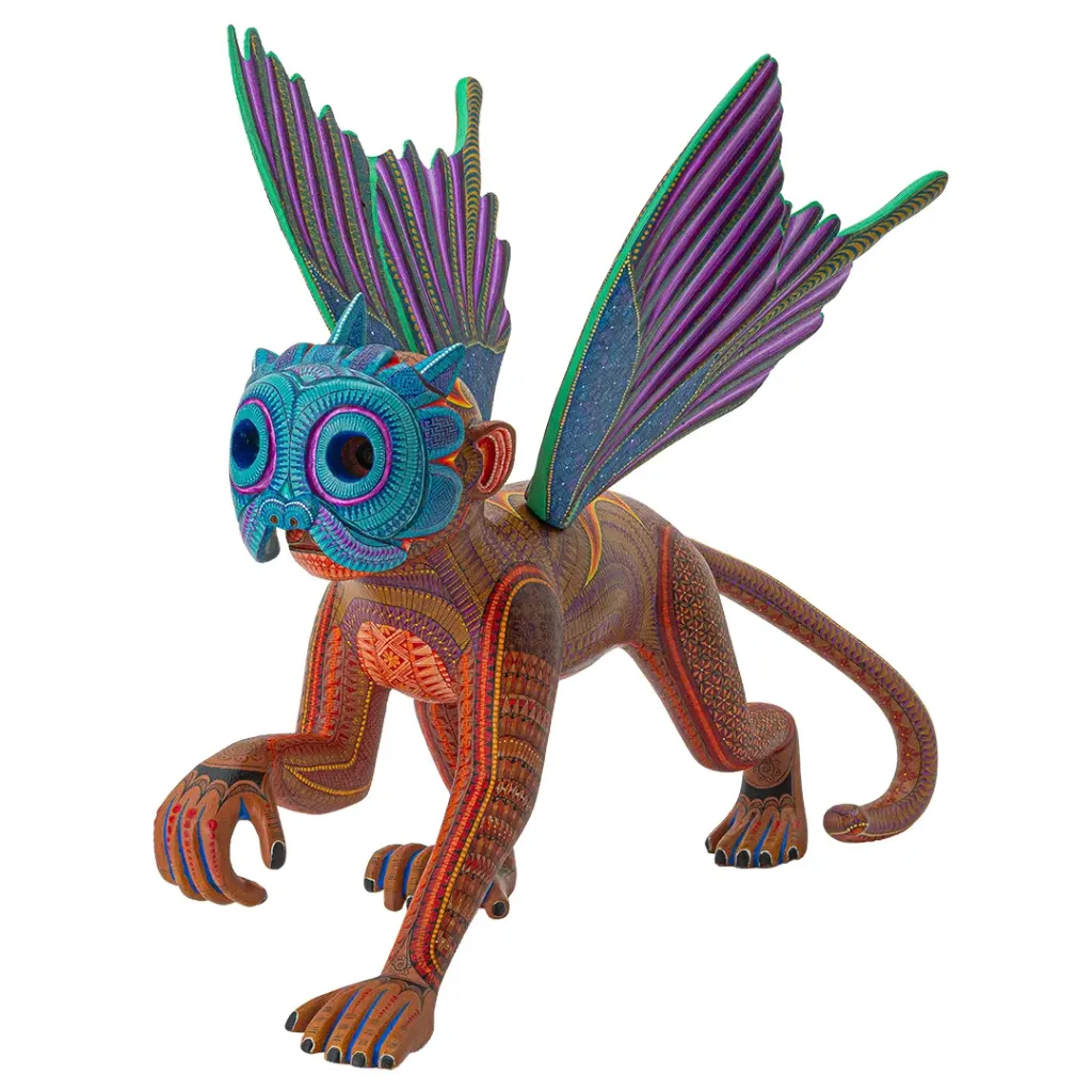 [FUSION #37 CHANGO MARIPOSA CON MASCARA 2026 OBRA DE ARTE TALLADA EN MADERA, DECORADO A MANO, 19.5 cm x24.5 cm x 12 cm] FUSION #37 MONKEY-BUTTERFLY WITH MASK 2026